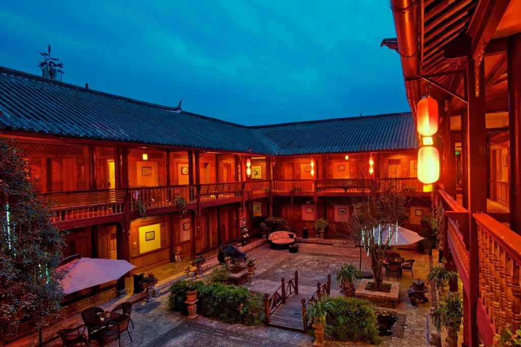 Lijiang Wangfu Hotel Exterior foto